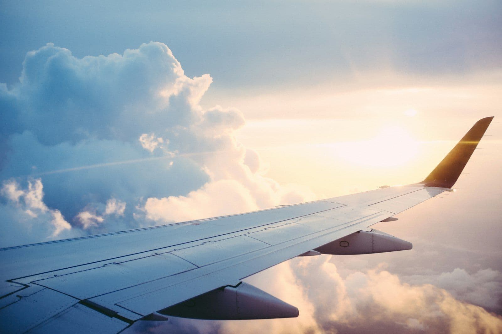How to Hunt Global Flight Deals Without Living on Alerts